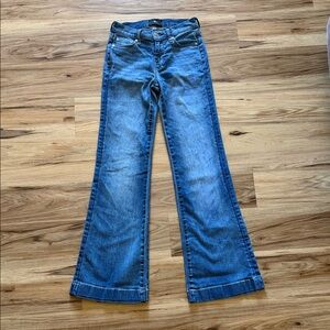 Women’s 7’s jeans
